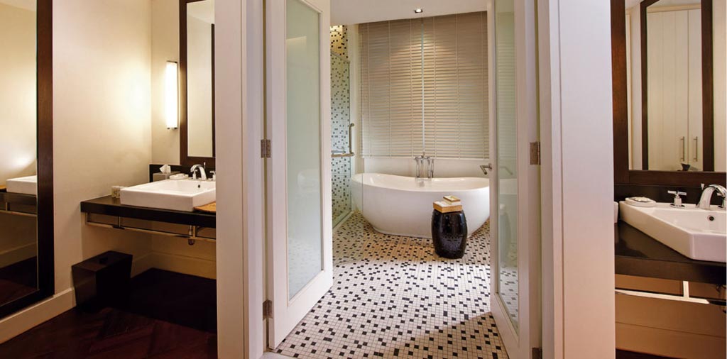 Lone Pine Grand Premier Suite